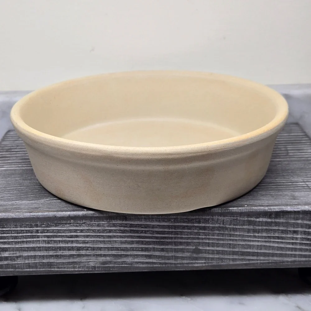 Pampered Chef 8 inch Deep Dish Natural Stoneware Pie Plate Family‎ Heritage USA